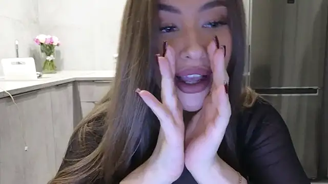 Snapshot of Cinderella____ chatting on January 22, 2025, 1:10 am Cinderella online show from January 22, 2025, 1:10 am