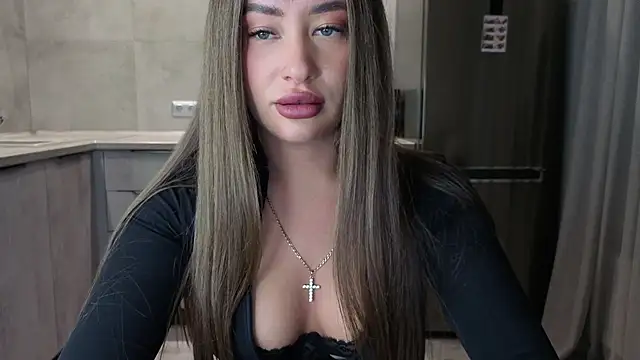 Snapshot of Cinderella____ chatting on October 22, 2025, 6:51 pm Cinderella online show from October 22, 2025, 6:51 pm