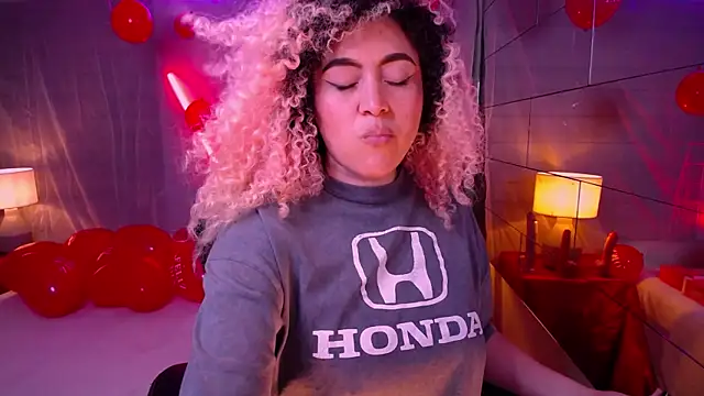 Kateryn  online show from February 15, 2025, 7:50 pm