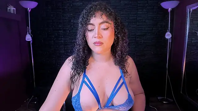 Kateryn  online show from March 11, 2025, 12:00 am