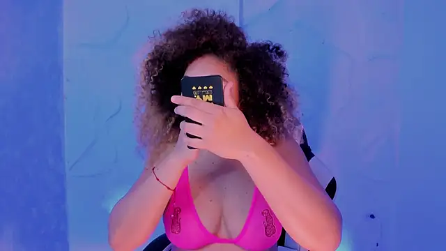 Kateryn  online show from September 18, 2025, 8:44 pm