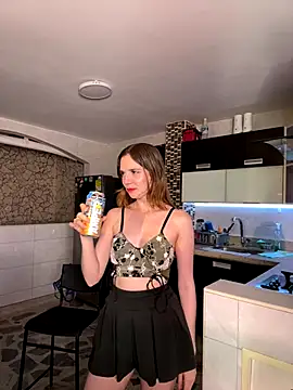 samantha kevin online show from November 25, 2025, 4:23 am