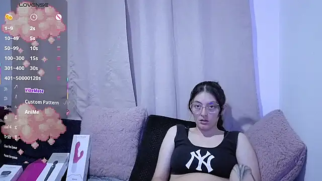 Snapshot of lessliee22_ chatting on July 1, 2026, 2:57 am lessliee22 online show from July 1, 2026, 2:57 am
