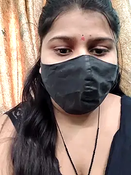 Hotty-simran online show from December 20, 2025, 4:08 am