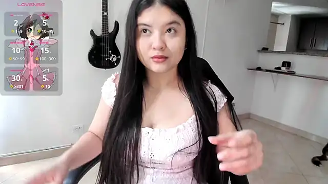 lilpervertgirl online show from July 16, 2026, 3:51 pm