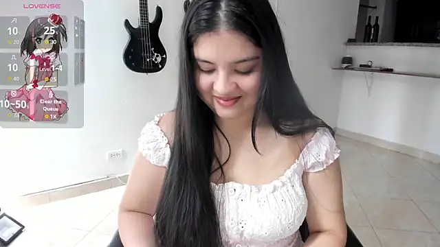 lilpervertgirl online show from August 4, 2026, 3:47 pm
