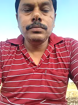 Snapshot of Srmotrs chatting on May 7, 2026, 1:44 am Srmotrs online show from May 7, 2026, 1:44 am