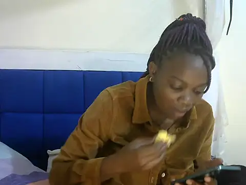 beauty petite online show from October 11, 2025, 5:50 am