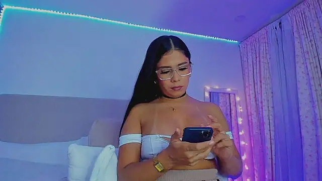 VIDEO SALE 4 YOU online show from May 19, 2026, 11:22 pm