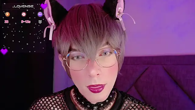 Snapshot of Sammy_Russell chatting on February 22, 2025, 5:44 am Sammy Russell online show from February 22, 2025, 5:44 am