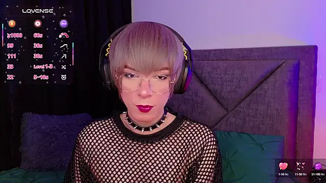 Snapshot of Sammy_Russell chatting on September 10, 2025, 7:19 am Sammy Russell online show from September 10, 2025, 7:19 am