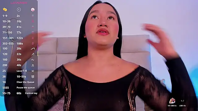 Snapshot of AngelyRosse1 chatting on November 11, 2025, 4:01 am AngelyRosse1 online show from November 11, 2025, 4:01 am