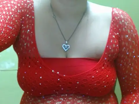 Snapshot of LOVERIAKOL chatting on May 12, 2026, 5:54 pm LOVERIAKOL online show from May 12, 2026, 5:54 pm