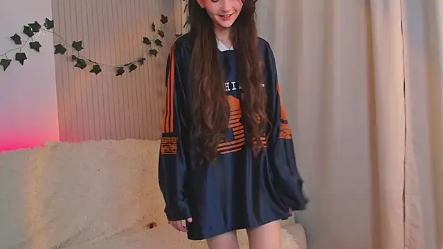 CindyGarrison online show from February 17, 2025, 12:10 am