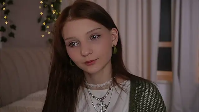 Snapshot of CindyGarrison chatting on June 13, 2026, 10:40 pm CindyGarrison online show from June 13, 2026, 10:40 pm