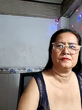 Snapshot of phnz chatting on November 21, 2025, 2:10 am phnz online show from November 21, 2025, 2:10 am