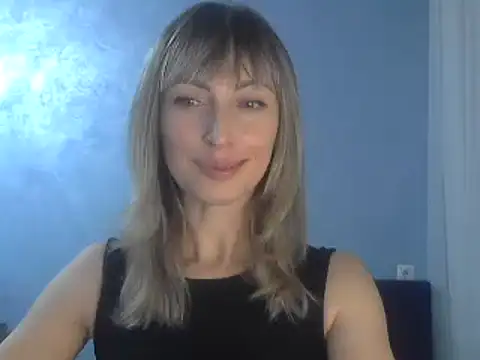 EffectMaya online show from February 3, 2025, 6:49 pm