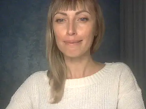 EffectMaya online show from October 21, 2025, 3:57 pm