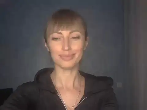 EffectMaya online show from December 22, 2025, 2:25 pm