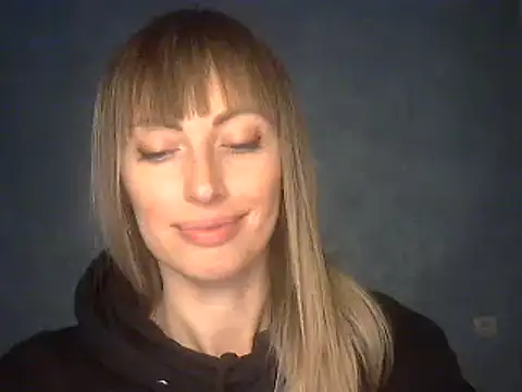 EffectMaya online show from February 20, 2026, 6:52 pm