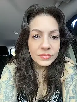 BeautifulMesss online show from April 24, 2026, 4:09 pm