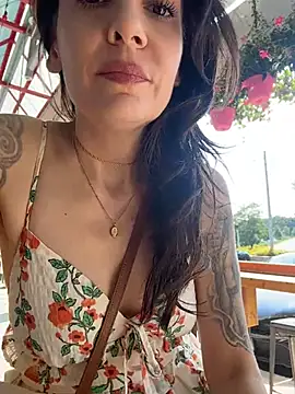 BeautifulMesss online show from July 19, 2026, 7:39 pm