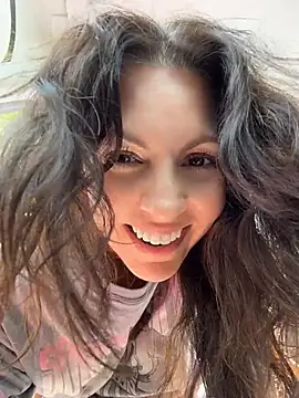 BeautifulMesss online show from July 24, 2026, 4:05 pm