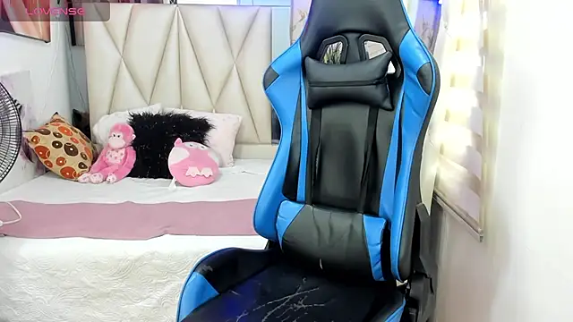 Snapshot of Backsex_boy chatting on January 21, 2025, 3:10 pm Backsex boy online show from January 21, 2025, 3:10 pm