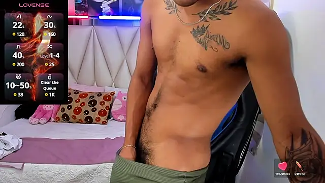 Snapshot of Backsex_boy chatting on February 12, 2025, 7:13 pm Backsex boy online show from February 12, 2025, 7:13 pm