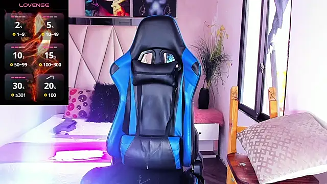 Snapshot of Backsex_boy chatting on March 2, 2025, 10:16 pm Backsex boy online show from March 2, 2025, 10:16 pm