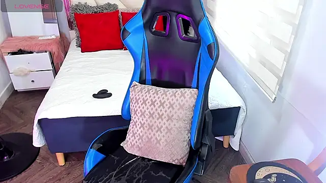 Snapshot of Backsex_boy chatting on October 11, 2025, 3:21 pm Backsex boy online show from October 11, 2025, 3:21 pm