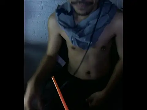 cloudyth1994 online show from February 2, 2026, 12:09 am