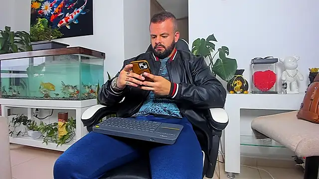 Johnnygrayson1 online show from October 11, 2025, 9:57 pm