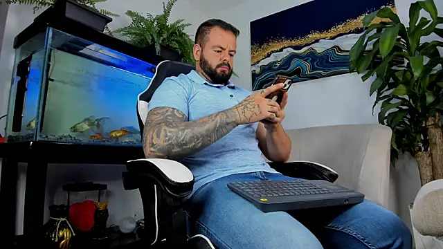 Johnnygrayson1 online show from July 19, 2026, 1:42 am
