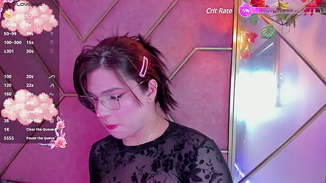 Snapshot of Yuri_Stars chatting on February 24, 2025, 9:09 pm Yuri Stars online show from February 24, 2025, 9:09 pm