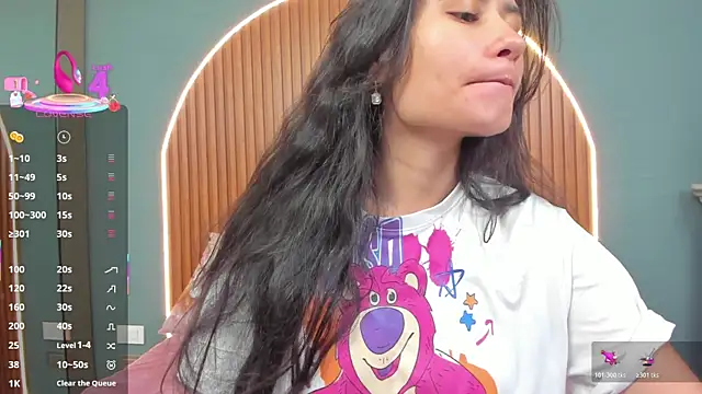 NayeCloud online show from December 19, 2025, 3:46 am