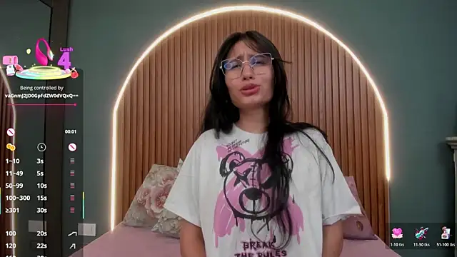 NayeCloud online show from December 23, 2025, 3:37 am