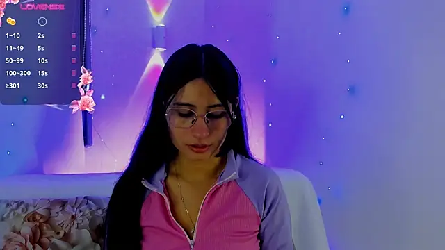 NayeCloud online show from February 26, 2026, 1:15 am