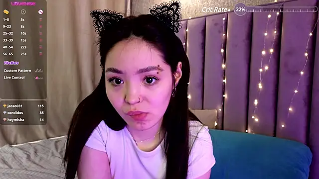 Snapshot of TaiteGloss chatting on March 5, 2025, 10:21 pm TaiteGloss online show from March 5, 2025, 10:21 pm