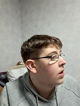 Snapshot of thejerkin chatting on February 15, 2025, 10:42 pm thejerkin online show from February 15, 2025, 10:42 pm