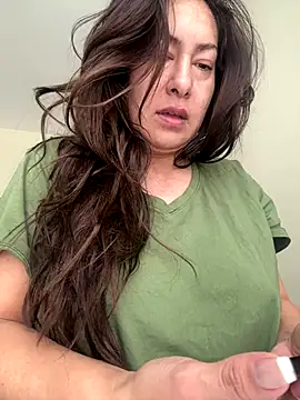 xLadyScarlettx online show from December 14, 2025, 2:44 pm