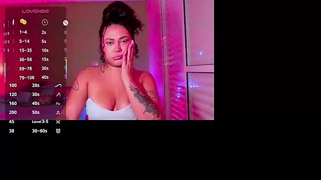 Snapshot of ann4montez_ chatting on February 4, 2026, 9:31 pm ann4montez online show from February 4, 2026, 9:31 pm