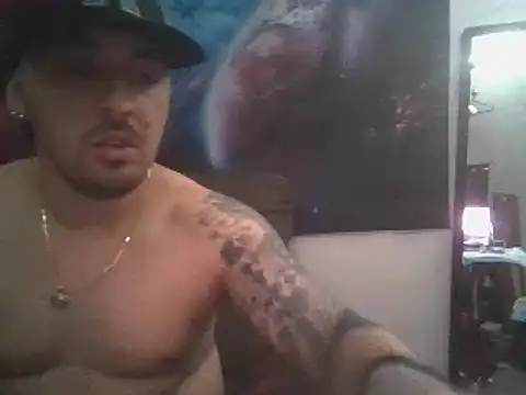 Snapshot of Antoniothedon chatting on February 10, 2025, 1:55 pm Antoniothedon online show from February 10, 2025, 1:55 pm