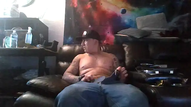 Snapshot of Antoniothedon chatting on September 8, 2025, 5:56 pm Antoniothedon online show from September 8, 2025, 5:56 pm