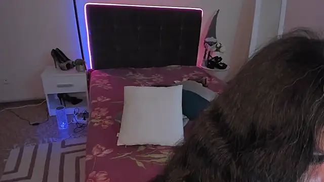 Snapshot of CassieEvans chatting on January 31, 2025, 6:46 am CassieEvans online show from January 31, 2025, 6:46 am