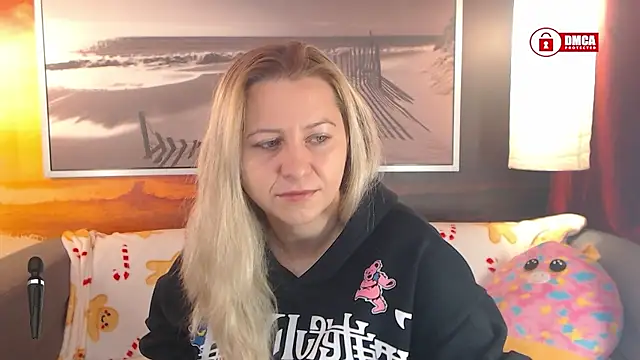 Snapshot of BigBoobsARRI chatting on December 5, 2024, 7:27 am BigBoobsARRI online show from December 5, 2024, 7:27 am