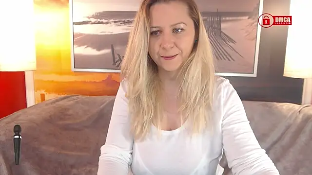 Snapshot of BigBoobsARRI chatting on January 22, 2025, 8:51 am BigBoobsARRI online show from January 22, 2025, 8:51 am