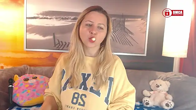 Snapshot of BigBoobsARRI chatting on February 19, 2025, 3:49 pm BigBoobsARRI online show from February 19, 2025, 3:49 pm