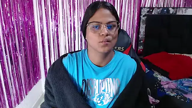 SweetAlmaa online show from June 22, 2026, 10:12 am
