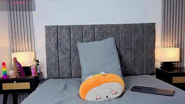 Ema Stone65 online show from January 16, 2026, 11:20 pm